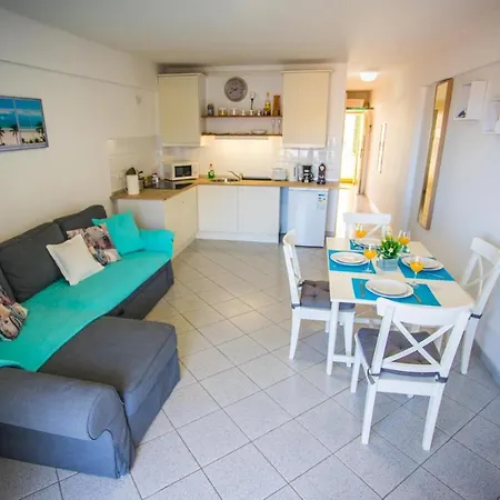 Arenas Ocean View Apartment
